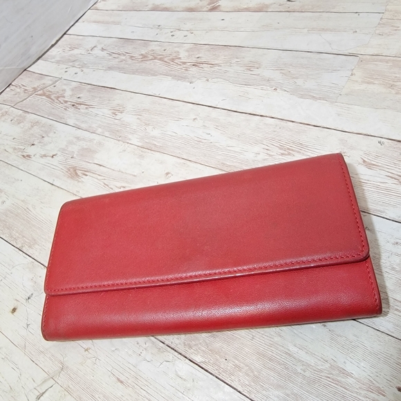 Celine vintage red foldover wallet - Picture 12 of 13